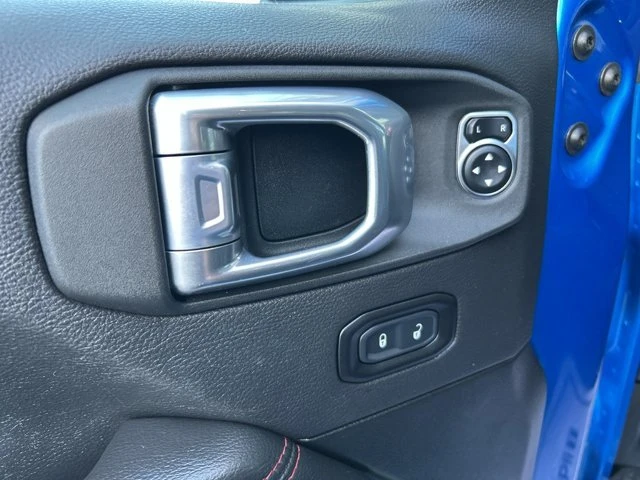 2021 Jeep JT Gladiator - Image 15 of 20