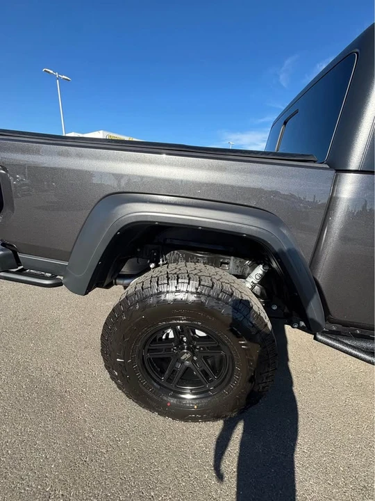 2021 Jeep JT Gladiator - Image 5 of 14