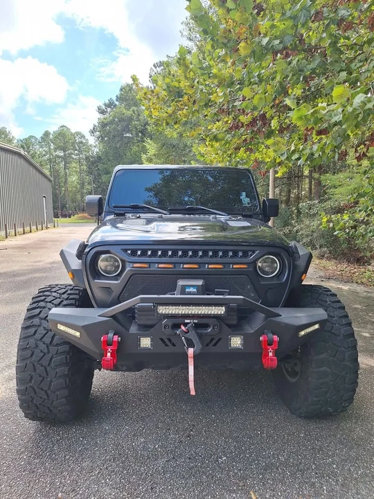 2021 Jeep JT Gladiator - Image 2 of 15