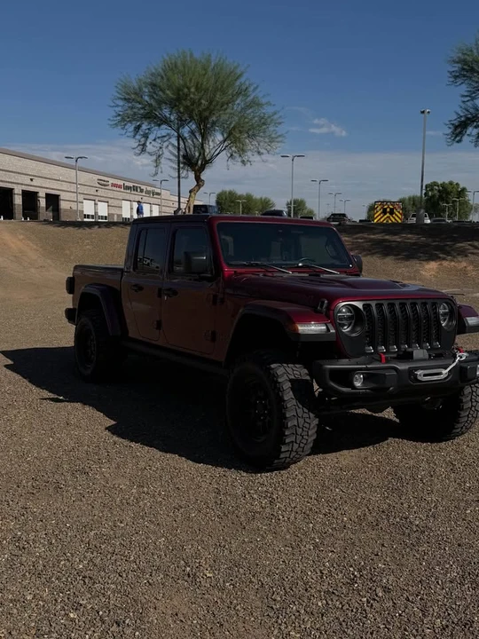 2021 Jeep JT Gladiator - Image 2 of 7