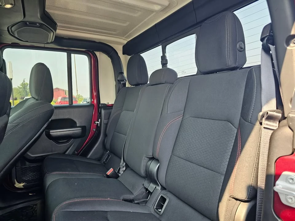 2021 Jeep JT Gladiator - Image 17 of 20
