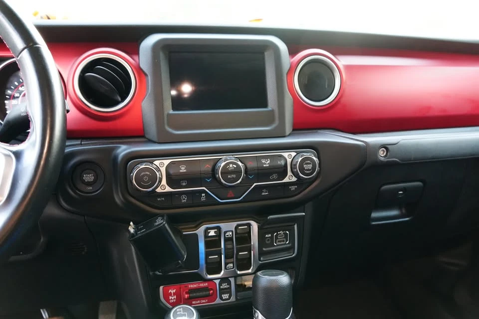 2021 Jeep JT Gladiator - Image 11 of 12