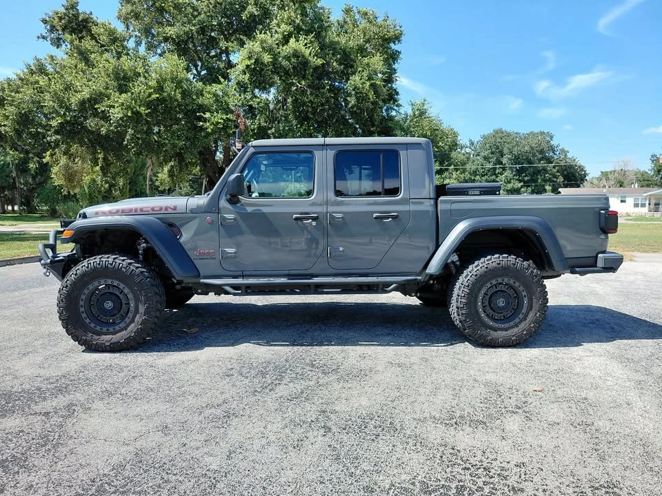2021 Jeep JT Gladiator - Image 2 of 17