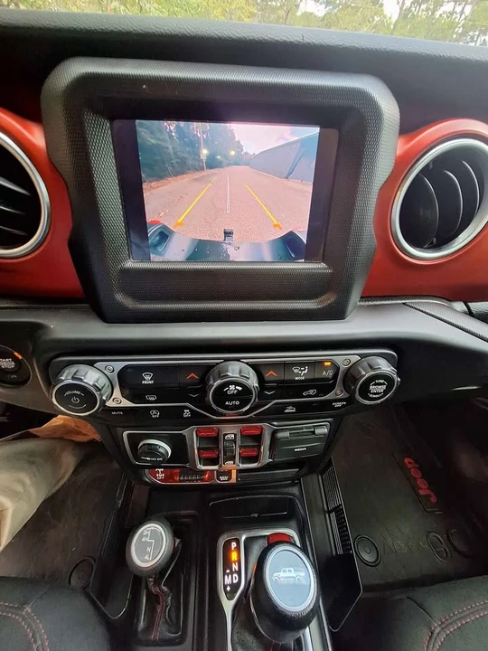 2021 Jeep JT Gladiator - Image 11 of 15