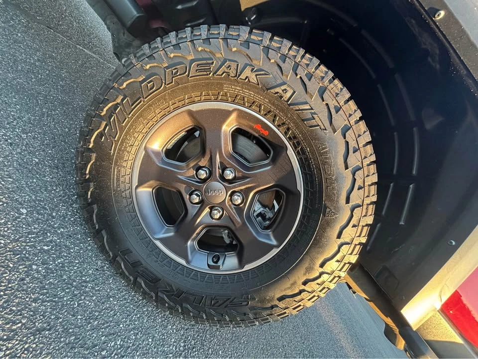 2021 Jeep JT Gladiator - Image 10 of 20