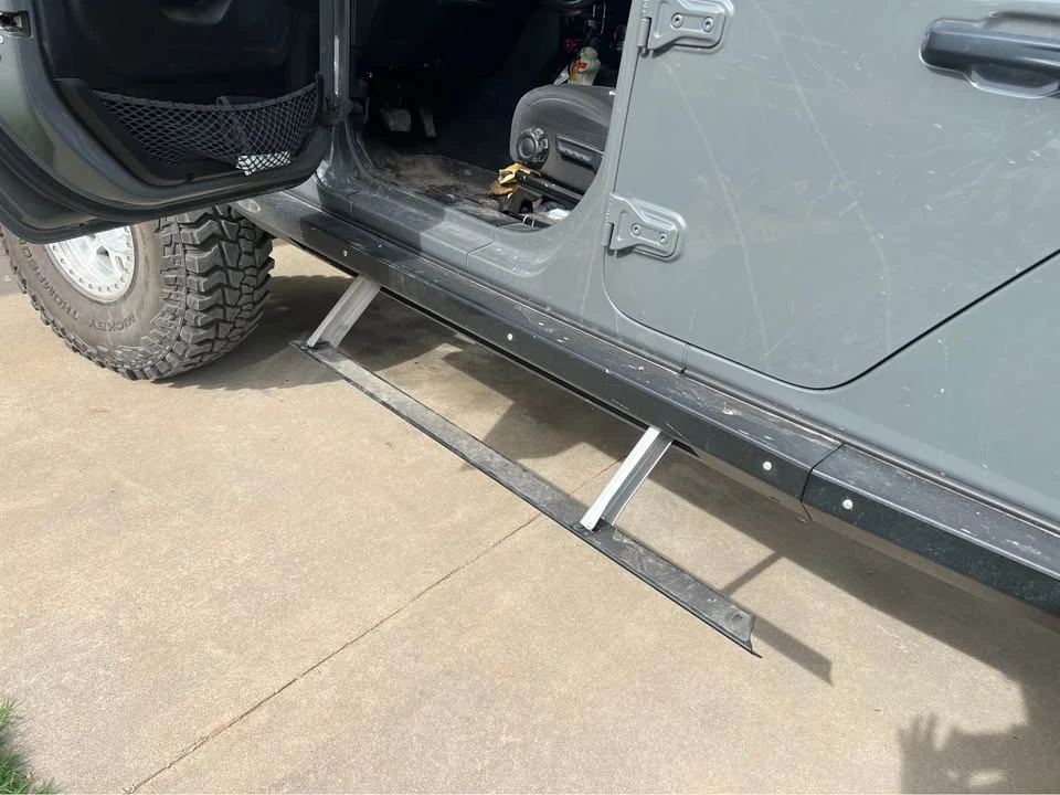 2021 Jeep JT Gladiator - Image 15 of 18
