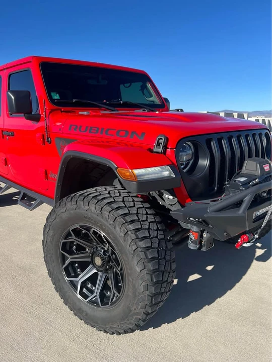 2021 Jeep JT Gladiator - Image 2 of 16