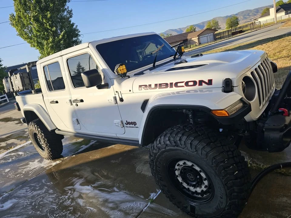 2021 Jeep JT Gladiator - Image 3 of 8