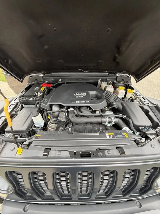 2021 Jeep JT Gladiator - Image 8 of 14