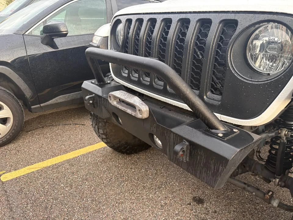 2021 Jeep JT Gladiator - Image 2 of 7