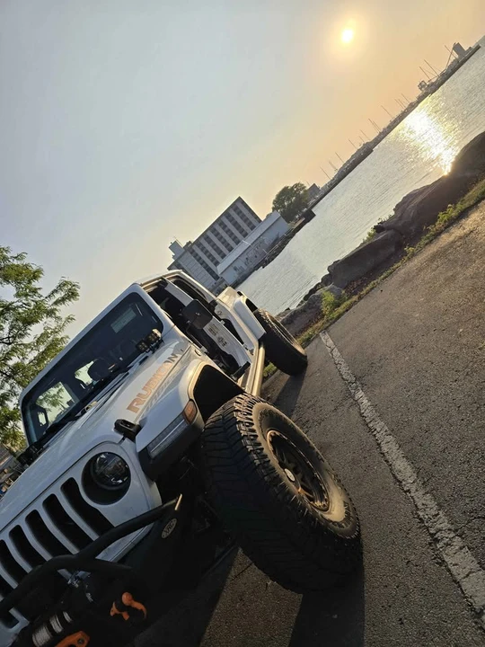 2021 Jeep JT Gladiator - Image 6 of 12
