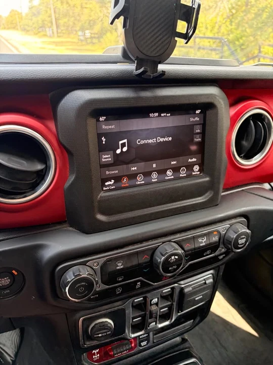 2021 Jeep JT Gladiator - Image 16 of 17