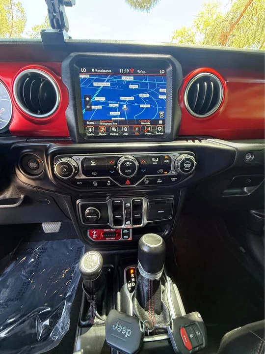 2021 Jeep JT Gladiator - Image 14 of 20