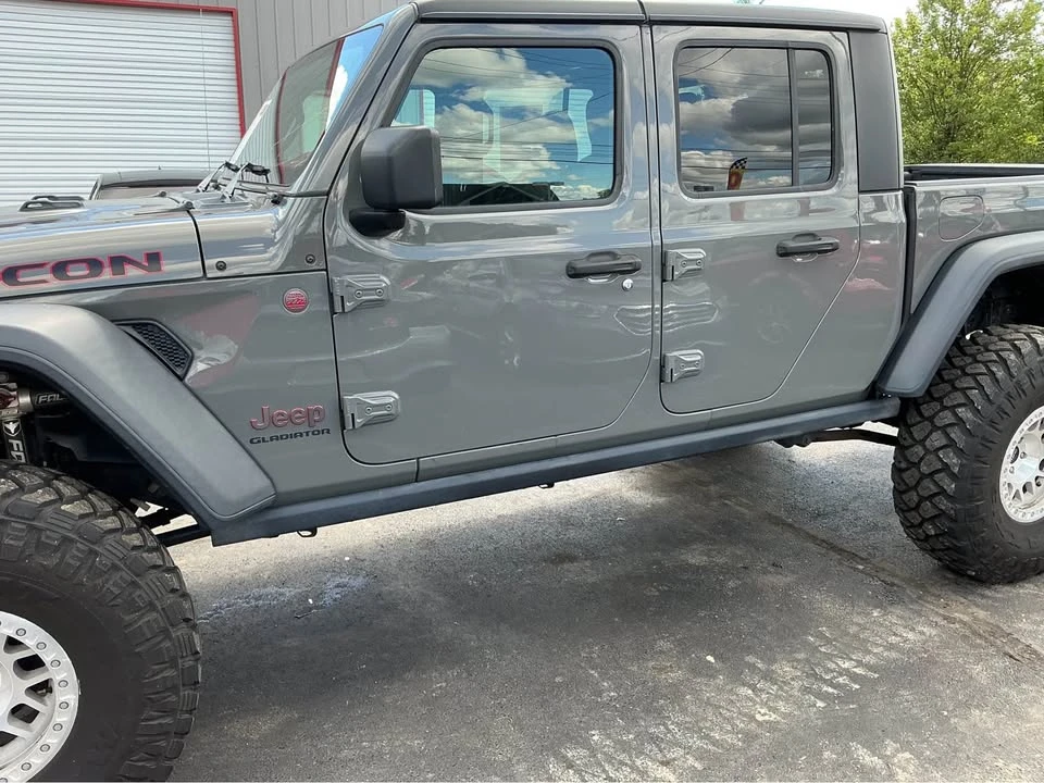 2021 Jeep JT Gladiator - Image 2 of 10
