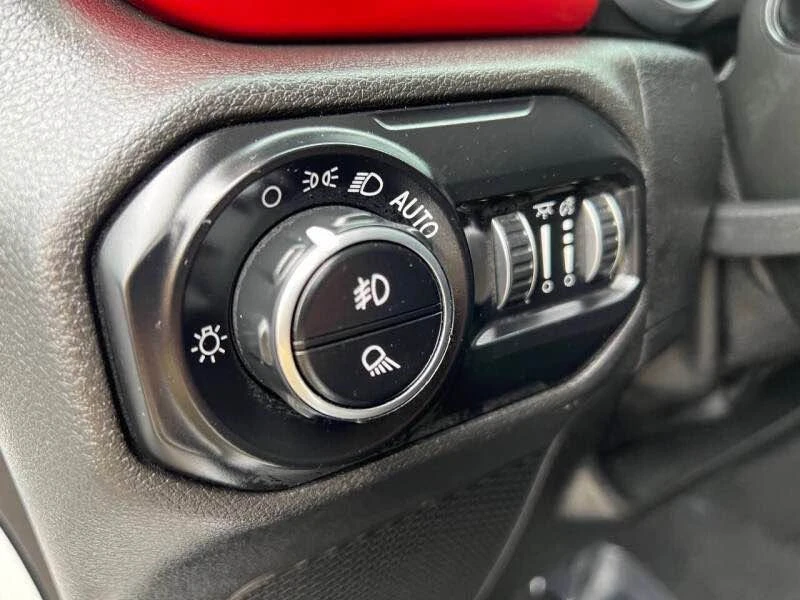 2021 Jeep JT Gladiator - Image 11 of 18