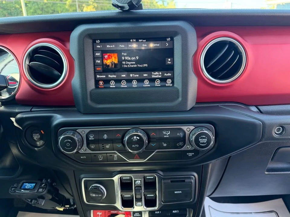 2021 Jeep JT Gladiator - Image 18 of 19
