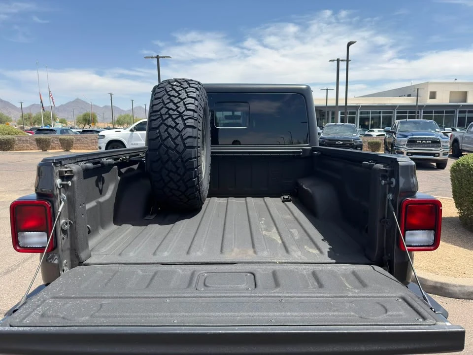 2021 Jeep JT Gladiator - Image 7 of 16