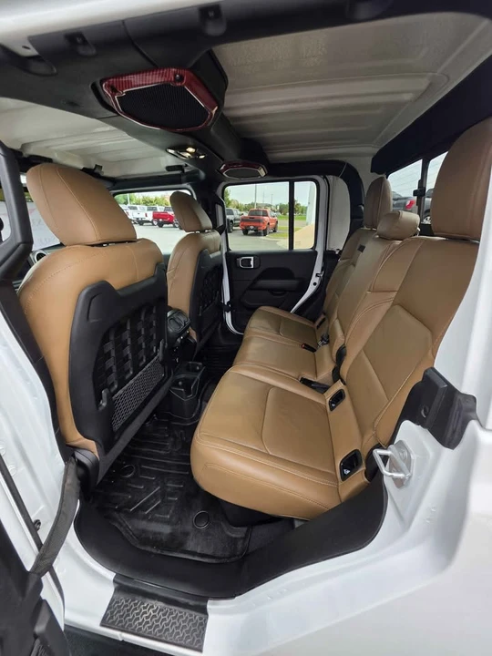 2021 Jeep JT Gladiator - Image 5 of 7