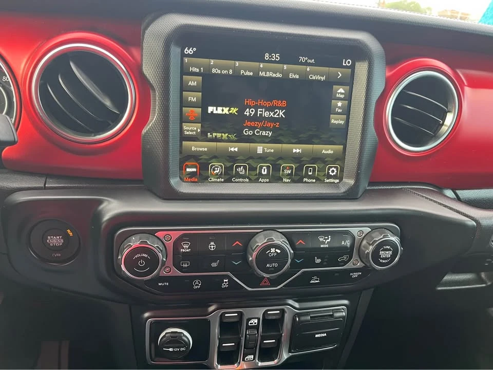 2021 Jeep JT Gladiator - Image 12 of 18