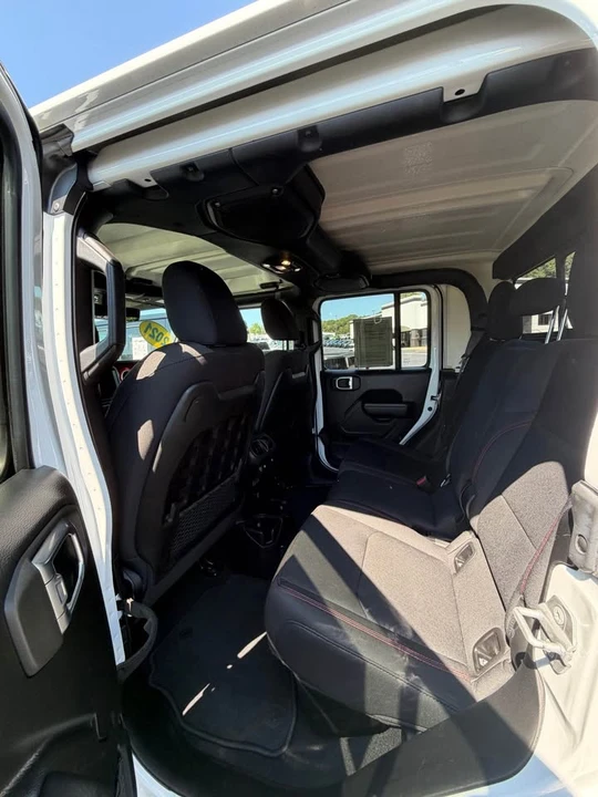 2021 Jeep JT Gladiator - Image 6 of 9