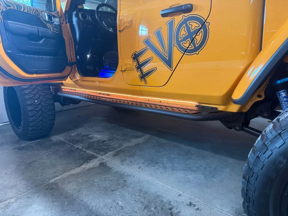 2021 Jeep JT Gladiator - Image 11 of 12