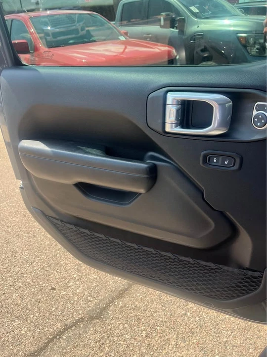2021 Jeep JT Gladiator - Image 4 of 16