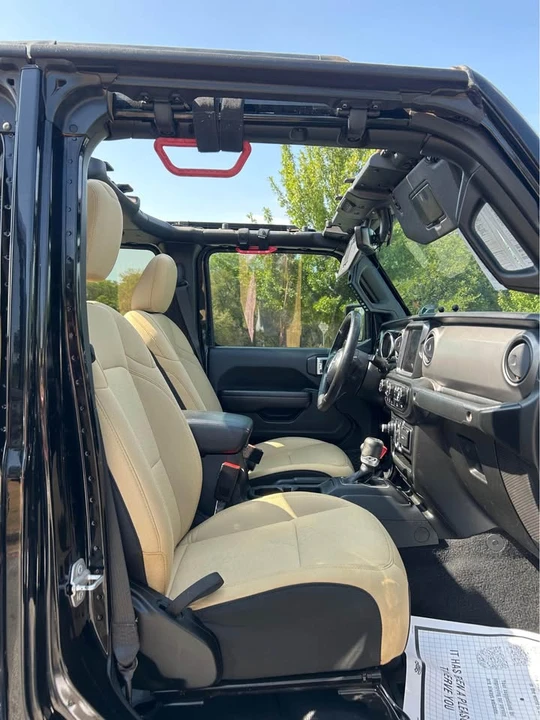 2021 Jeep JT Gladiator - Image 2 of 15