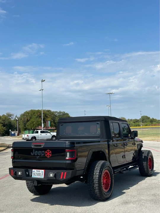 2021 Jeep JT Gladiator - Image 14 of 15