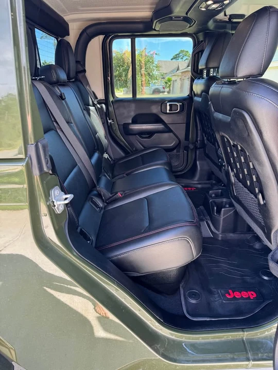 2021 Jeep JT Gladiator - Image 2 of 10