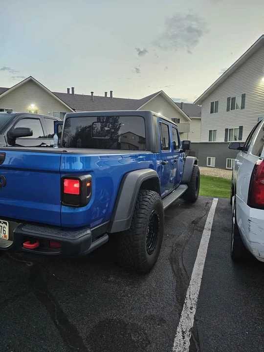 2021 Jeep JT Gladiator - Image 2 of 6