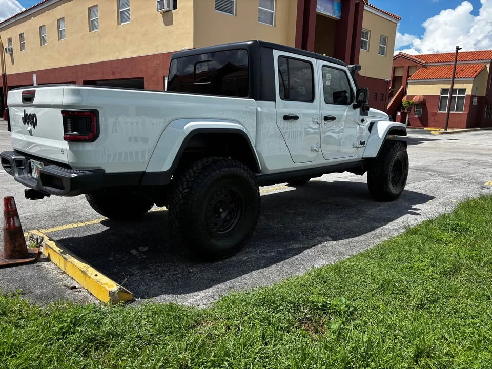 2021 Jeep JT Gladiator - Image 4 of 8