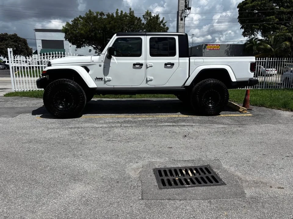 2021 Jeep JT Gladiator - Image 3 of 8