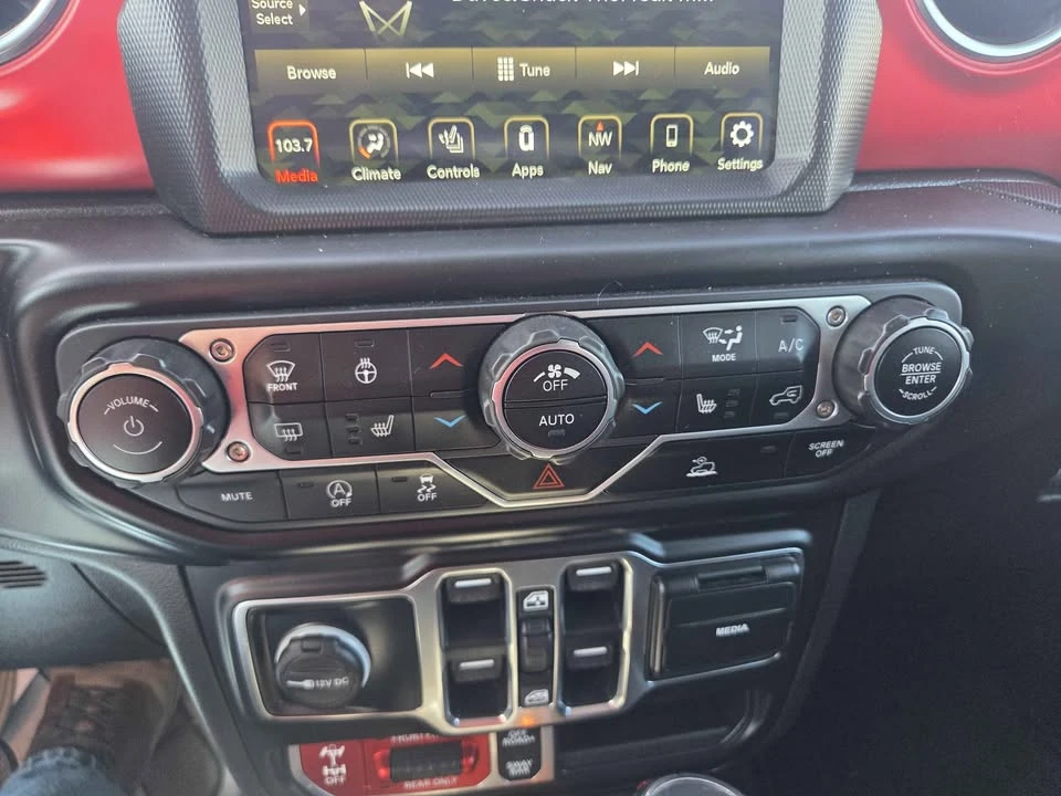 2021 Jeep JT Gladiator - Image 16 of 18