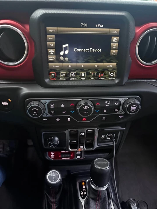 2021 Jeep JT Gladiator - Image 10 of 14