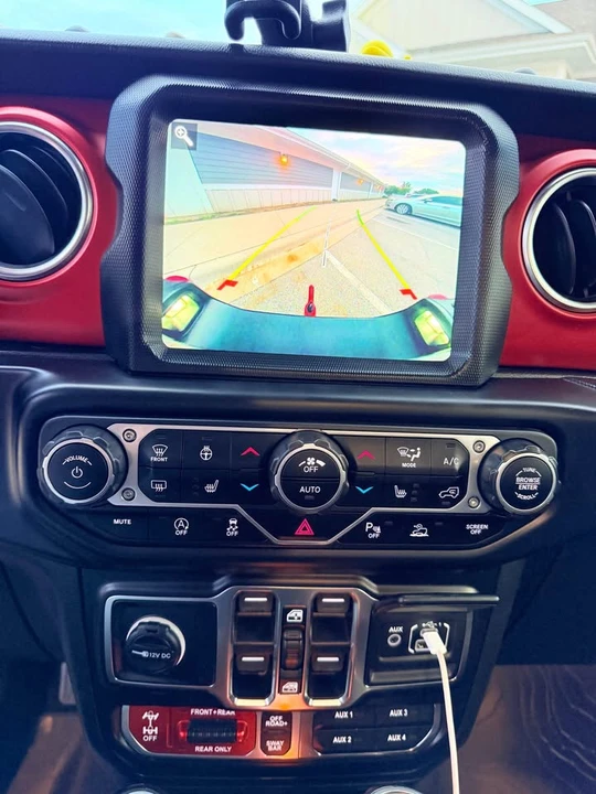 2021 Jeep JT Gladiator - Image 14 of 14