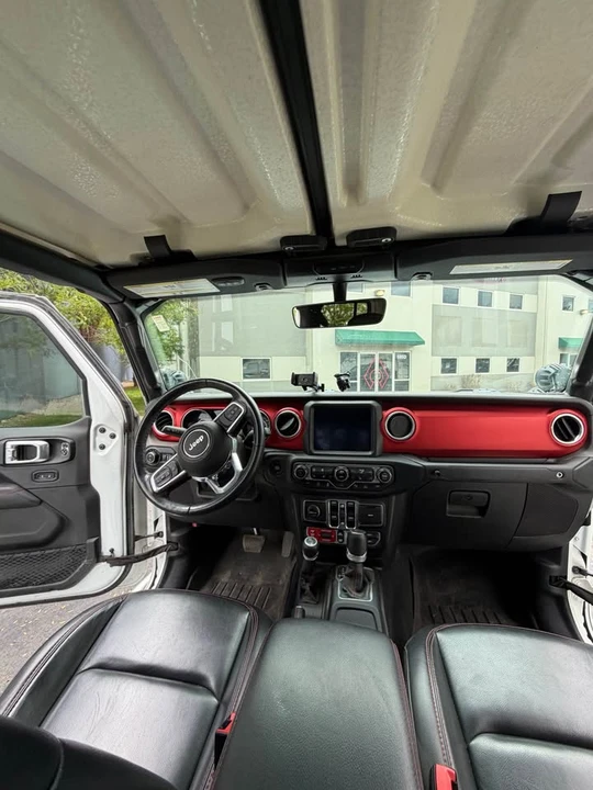 2021 Jeep JT Gladiator - Image 14 of 19