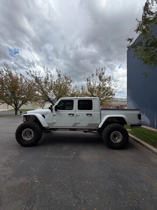 2021 Jeep JT Gladiator - Image 6 of 19