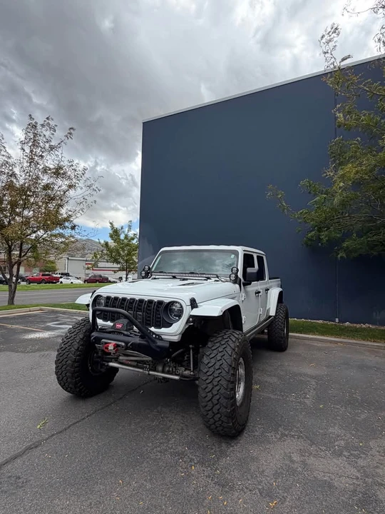 2021 Jeep JT Gladiator - Image 3 of 19