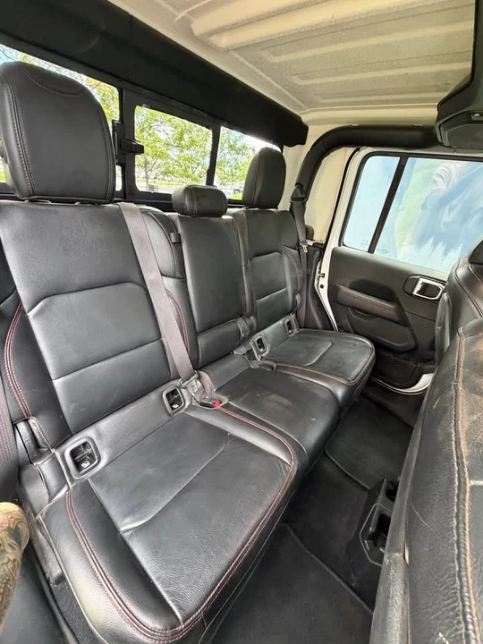 2021 Jeep JT Gladiator - Image 15 of 19