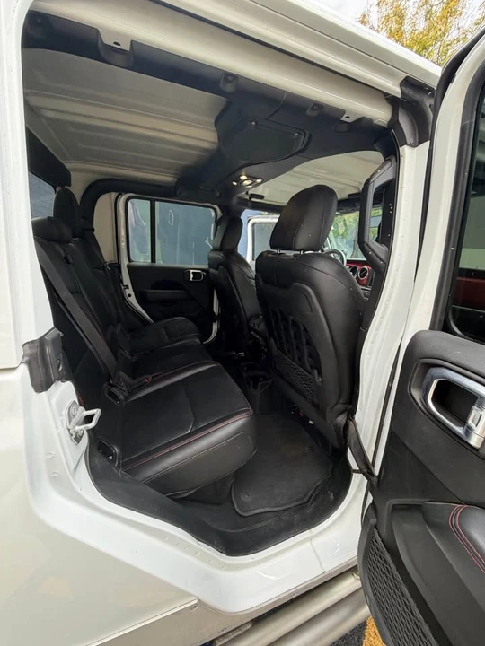 2021 Jeep JT Gladiator - Image 13 of 19