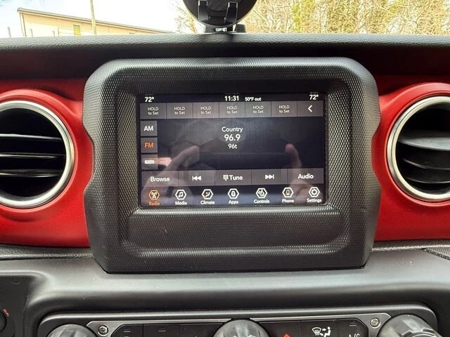 2021 Jeep JT Gladiator - Image 21 of 29