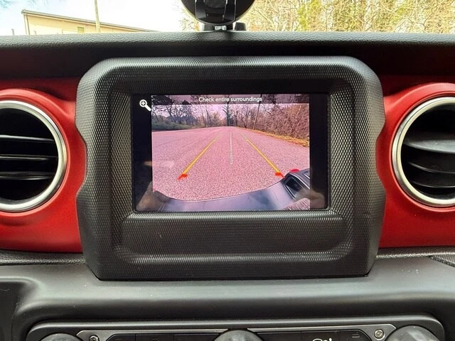 2021 Jeep JT Gladiator - Image 23 of 29