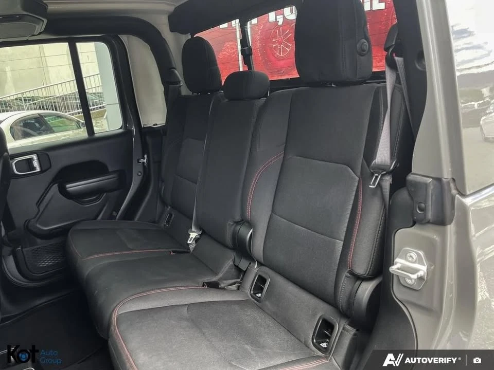 2021 Jeep JT Gladiator - Image 17 of 18