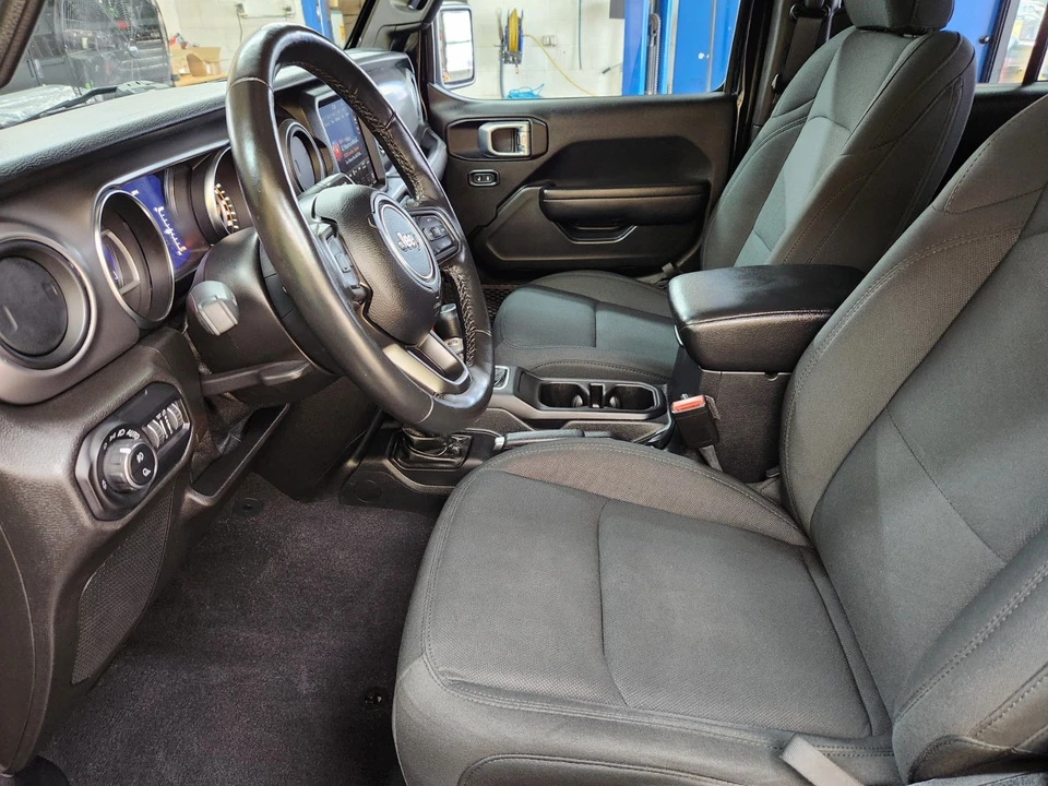 2021 Jeep JT Gladiator - Image 18 of 23