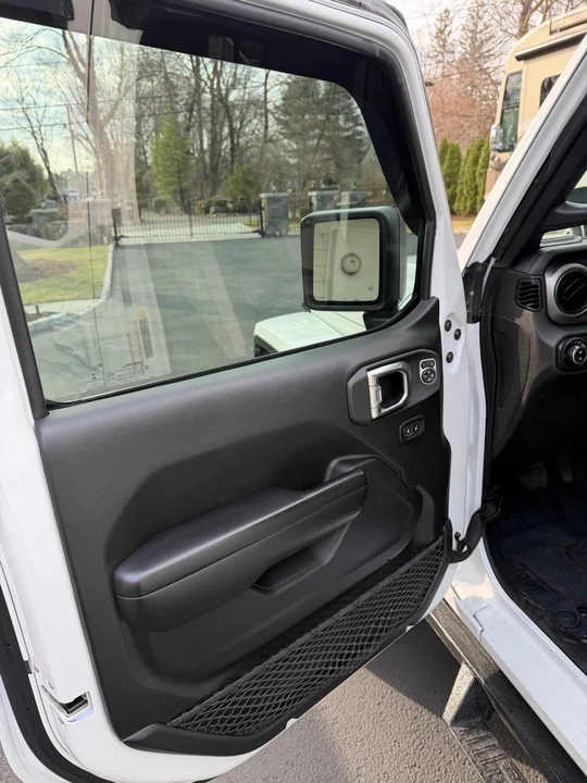 2021 Jeep JT Gladiator - Image 6 of 15