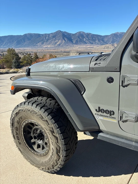 2021 Jeep JT Gladiator - Image 8 of 16