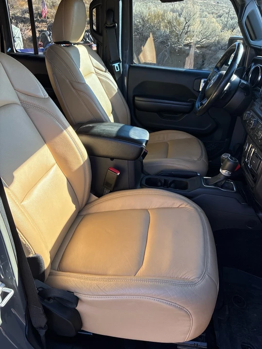 2021 Jeep JT Gladiator - Image 15 of 16