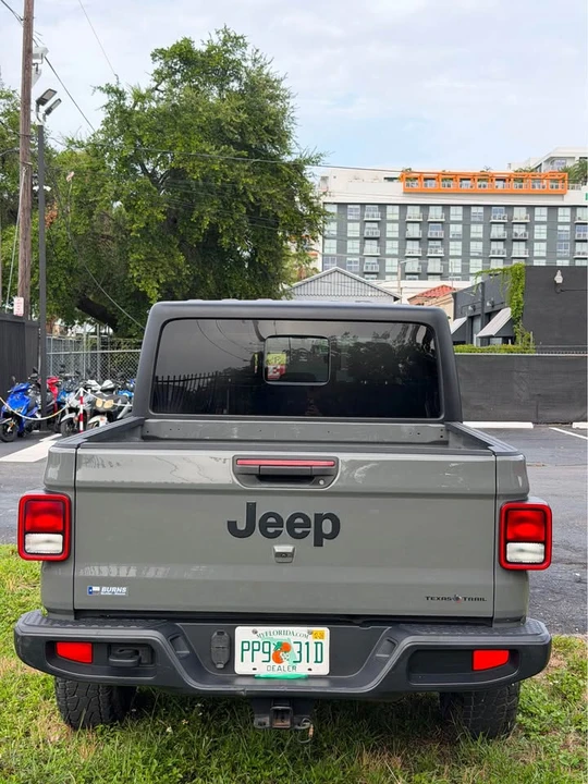 2021 Jeep JT Gladiator - Image 8 of 10