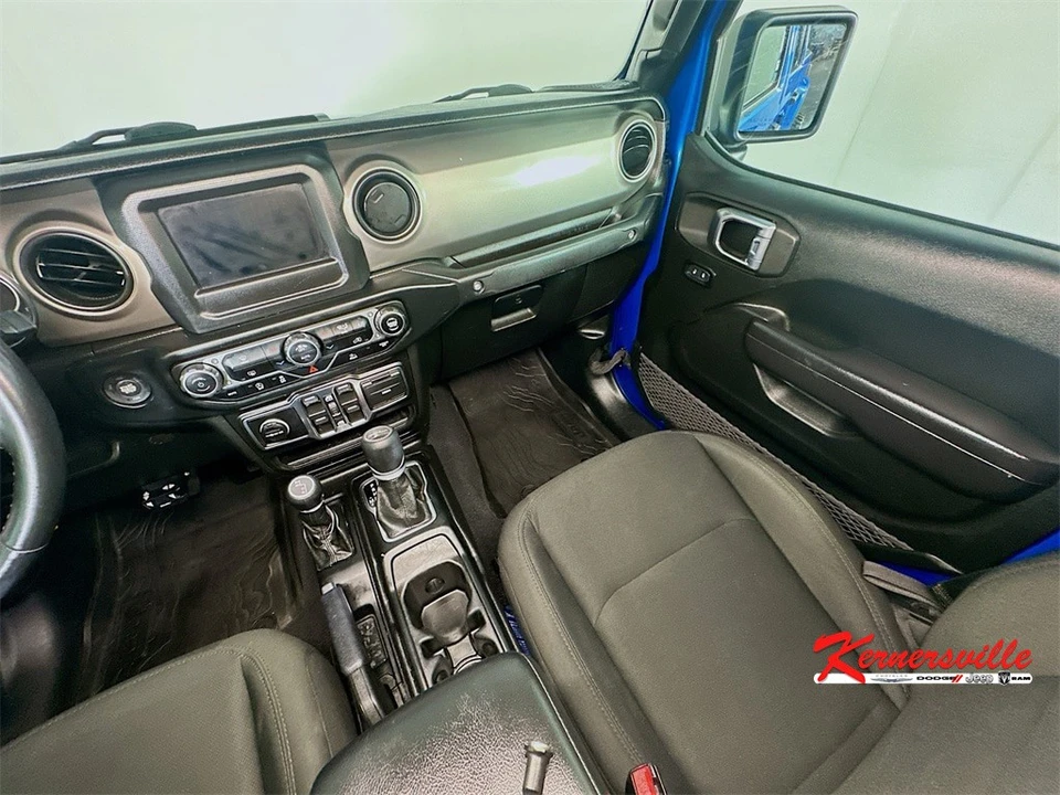 2021 Jeep JT Gladiator - Image 11 of 21