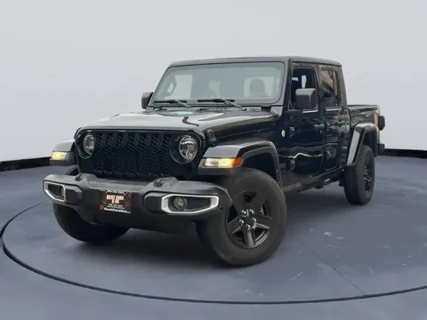 2021 Jeep Gladiator Sport